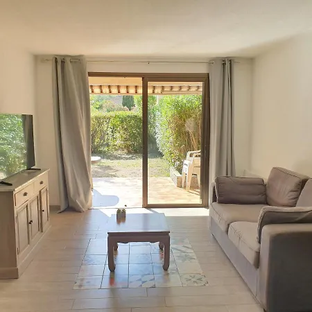 Apartment A 2 Pas Des Plages, T3 Avec Grand Jardin - Parking Prive *