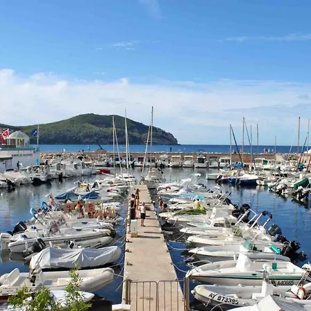 Apartment A 2 Pas Des Plages, T3 Avec Grand Jardin - Parking Prive Saint-Cyr-sur-Mer